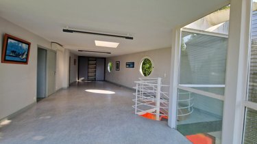 Fonds et murs commerciaux a vendre Plourin-lès-Morlaix 29600 Finistère 1094 m2  514050 euros