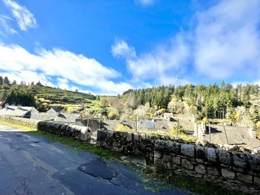 Appartement a vendre Serverette 48700 Lozère 75 m2  117000 euros