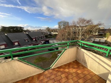 Appartement a vendre Ploemeur 56270 Morbihan 74 m2  270800 euros