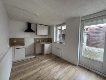 Location maison Daours 80800 Somme 47 m2  625 euros