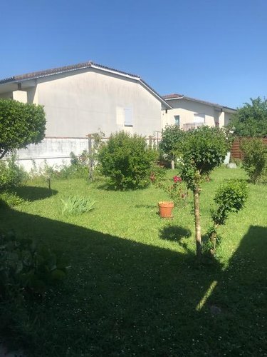 Maison a vendre Saintes 17100 Charente-Maritime 132 m2 5 pièces 246280 euros