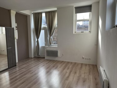 Location appartement Lille 59000 Nord 29 m2  551 euros