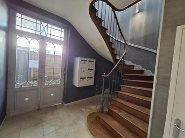 Appartement a vendre Saintes 17100 Charente-Maritime 74 m2 3 pièces 157000 euros
