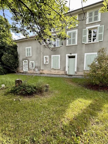 Appartement a vendre Voiron 38500 Isère 143 m2 5 pièces 239000 euros