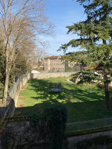 Appartement a vendre Bourg-en-Bresse 01000 Ain 83 m2  168000 euros