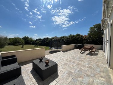 Maison a vendre Montcresson 45700 Loiret 241 m2 7 pièces 376400 euros