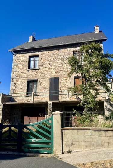 Maison a vendre Saint-Chély-d'Apcher 48200 Lozère 170 m2  145000 euros