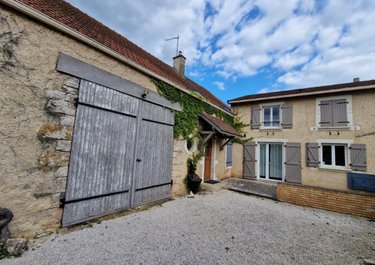 Location maison Chaudenay 71150 Saône-et-Loire 132 m2  881 euros