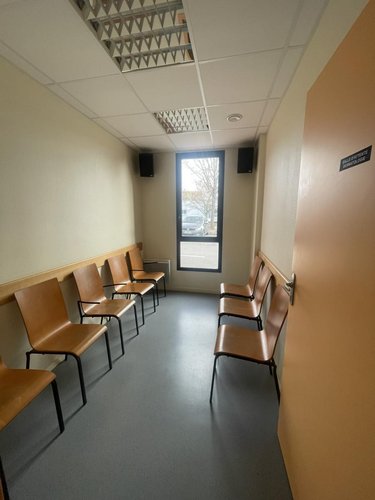 Fonds et murs commerciaux a vendre Vannes 56000 Morbihan 124 m2  330750 euros