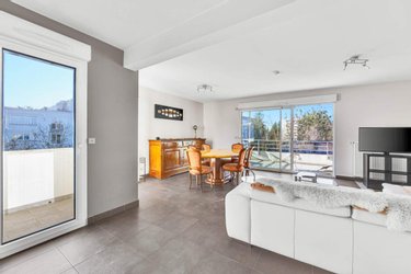 Appartement a vendre Ferney-Voltaire 01210 Ain 89 m2 4 pièces 495000 euros