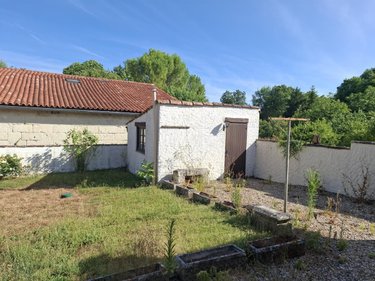 Maison a vendre Saintes 17100 Charente-Maritime 119 m2 4 pièces 215086 euros