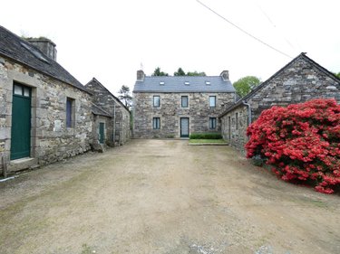 Maison a vendre Plougonven 29640 Finistère 136 m2  245495 euros