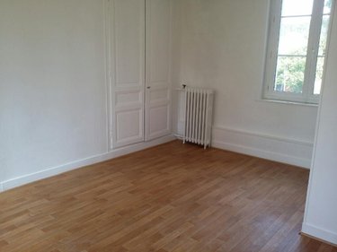 Location appartement Bernay 27300 Eure 20 m2  320 euros