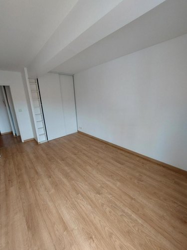 Location appartement Reims 51100 Marne 63 m2 3 pièces 780 euros