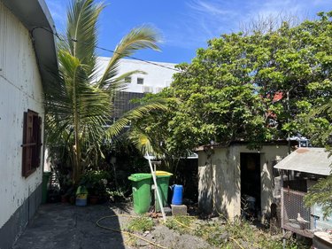 Terrain a batir a vendre Saint-Pierre 97410 Réunion 491 m2  448100 euros