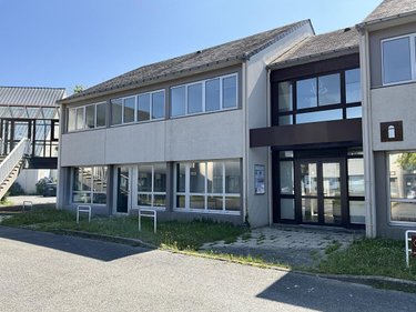 Fonds et murs commerciaux a vendre Ploemeur 56270 Morbihan 365 m2  882040 euros