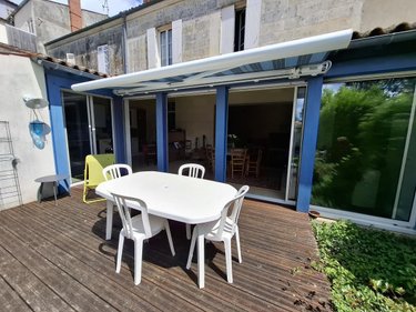 Maison a vendre Saintes 17100 Charente-Maritime 156 m2 6 pièces 540800 euros