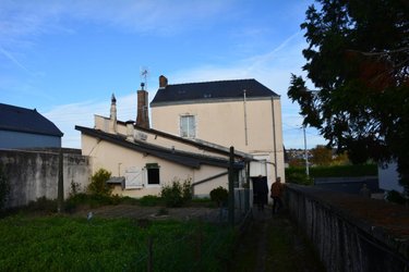 Maison a vendre Château-Gontier-sur-Mayenne 53200 Mayenne 86 m2 7 pièces 105000 euros