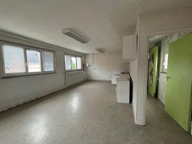 Fonds et murs commerciaux a vendre Arras 62000 Pas-de-Calais 460 m2  260500 euros