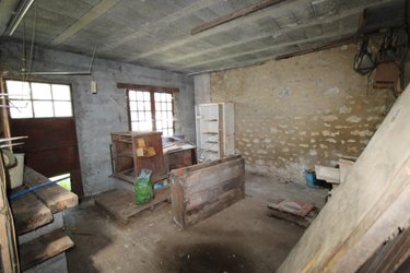 Maison a vendre Le Douhet 17100 Charente-Maritime 398 m2 15 pièces 120000 euros