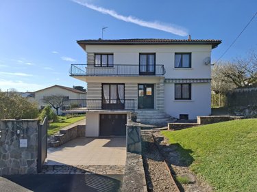 Maison a vendre Saintes 17100 Charente-Maritime 169 m2 6 pièces 280000 euros