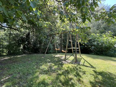 Fonds et murs commerciaux a vendre Bourghelles 59830 Nord 162 m2  549000 euros