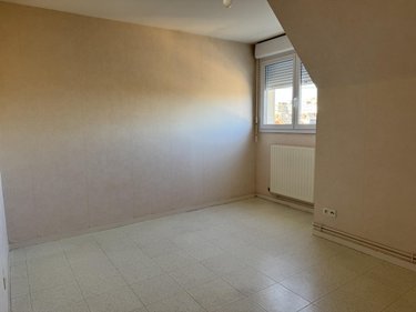 Location appartement Fouilloy 80800 Somme 55 m2  630 euros