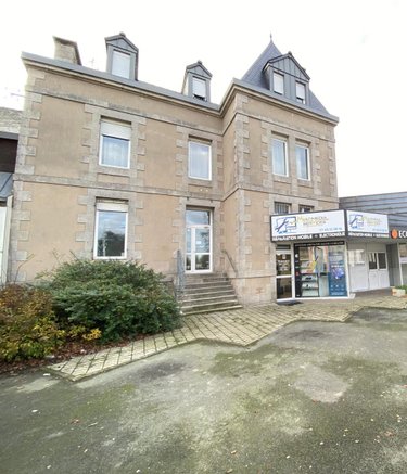 Immeuble a vendre Loudéac 22600 Côtes-d'Armor 259 m2  514800 euros