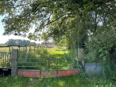 Terrains de loisirs bois etangs a vendre Marolles-les-Braults 72260 Sarthe 3730 m2  21800 euros