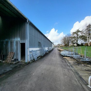 Fonds et murs commerciaux a vendre Châteauneuf-du-Faou 29520 Finistère 1673 m2  265000 euros