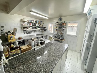 Fonds et murs commerciaux a vendre Fournels 48310 Lozère 327 m2  210000 euros