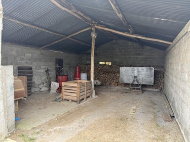 Garage et parking a vendre Beaupréau-en-Mauges 49600 Maine-et-Loire 280 m2  43000 euros