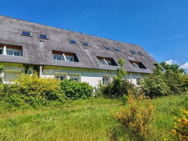 Immeuble a vendre Plounéour-Ménez 29410 Finistère 150 m2  63240 euros