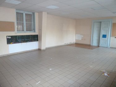 Immeuble a vendre Cambrai 59400 Nord 2500 m2  838400 euros