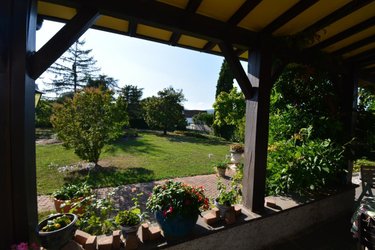 Viager maison Mozac 63200 Puy-de-Dôme 205 m2 9 pièces 70000 euros