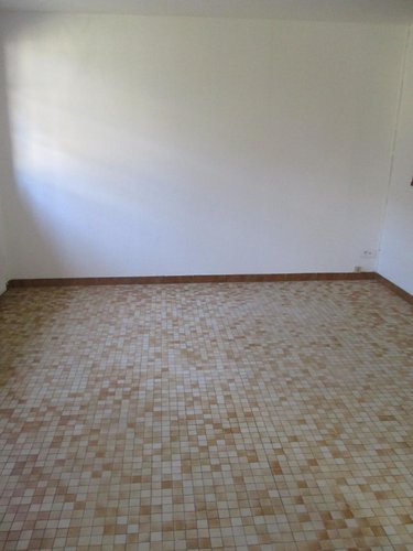 Location maison Brionne 27800 Eure 25 m2  364 euros