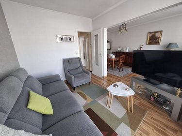 Maison a vendre Saintes 17100 Charente-Maritime 147 m2 8 pièces 374000 euros
