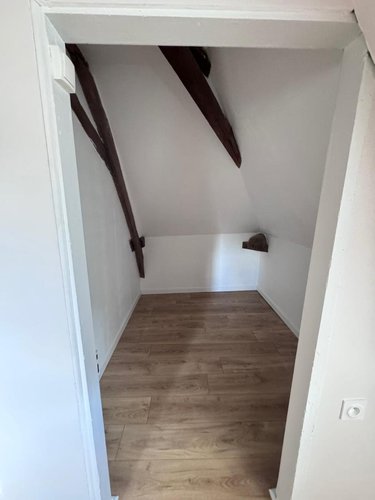 Location maison Château-Gontier-sur-Mayenne 53200 Mayenne 100 m2 6 pièces 900 euros