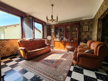 Maison a vendre Pierrelatte 26700 Drôme 126 m2 8 pièces 240500 euros