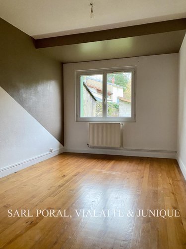 Location appartement Ambérieu-en-Bugey 01500 Ain 70 m2 3 pièces 740 euros