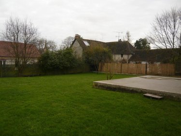 Location maison Bussy-lès-Daours 80800 Somme 103 m2 4 pièces 835 euros