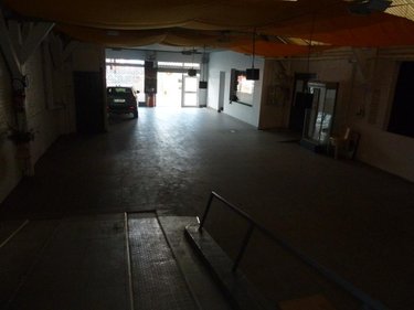 Fonds et murs commerciaux a vendre Caudry 59540 Nord 1100 m2  188640 euros