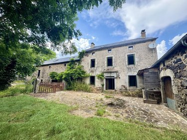 Maison a vendre Val-d'Arcomie 15320 Cantal 441 m2 12 pièces 365000 euros