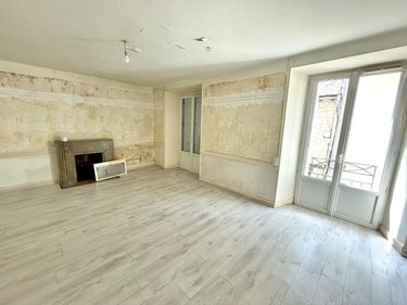 Immeuble a vendre Saint-Chély-d'Apcher 48200 Lozère 230 m2  200900 euros