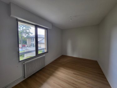 Fonds et murs commerciaux a vendre Reims 51100 Marne 73 m2  178000 euros