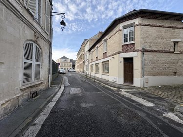 Fonds et murs commerciaux a vendre Laon 02000 Aisne 113 m2  119000 euros