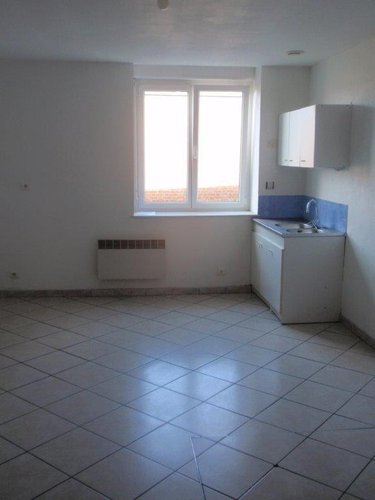 Location appartement Provin 59185 Nord 25 m2 1 pièce 421 euros