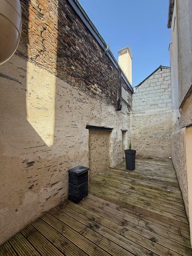 Immeuble a vendre Angers 49000 Maine-et-Loire 309 m2  1205200 euros