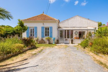 Maison a vendre Saint-Pierre-d'Oléron 17310 Charente-Maritime 195 m2 8 pièces 687000 euros