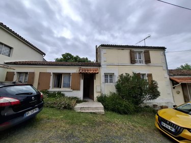 Maison a vendre Saintes 17100 Charente-Maritime 101 m2 4 pièces 85000 euros